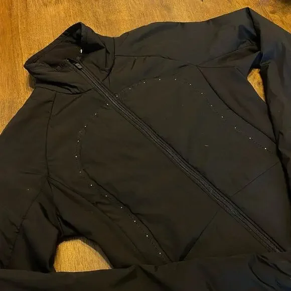 lululemon run for the cold black jacket